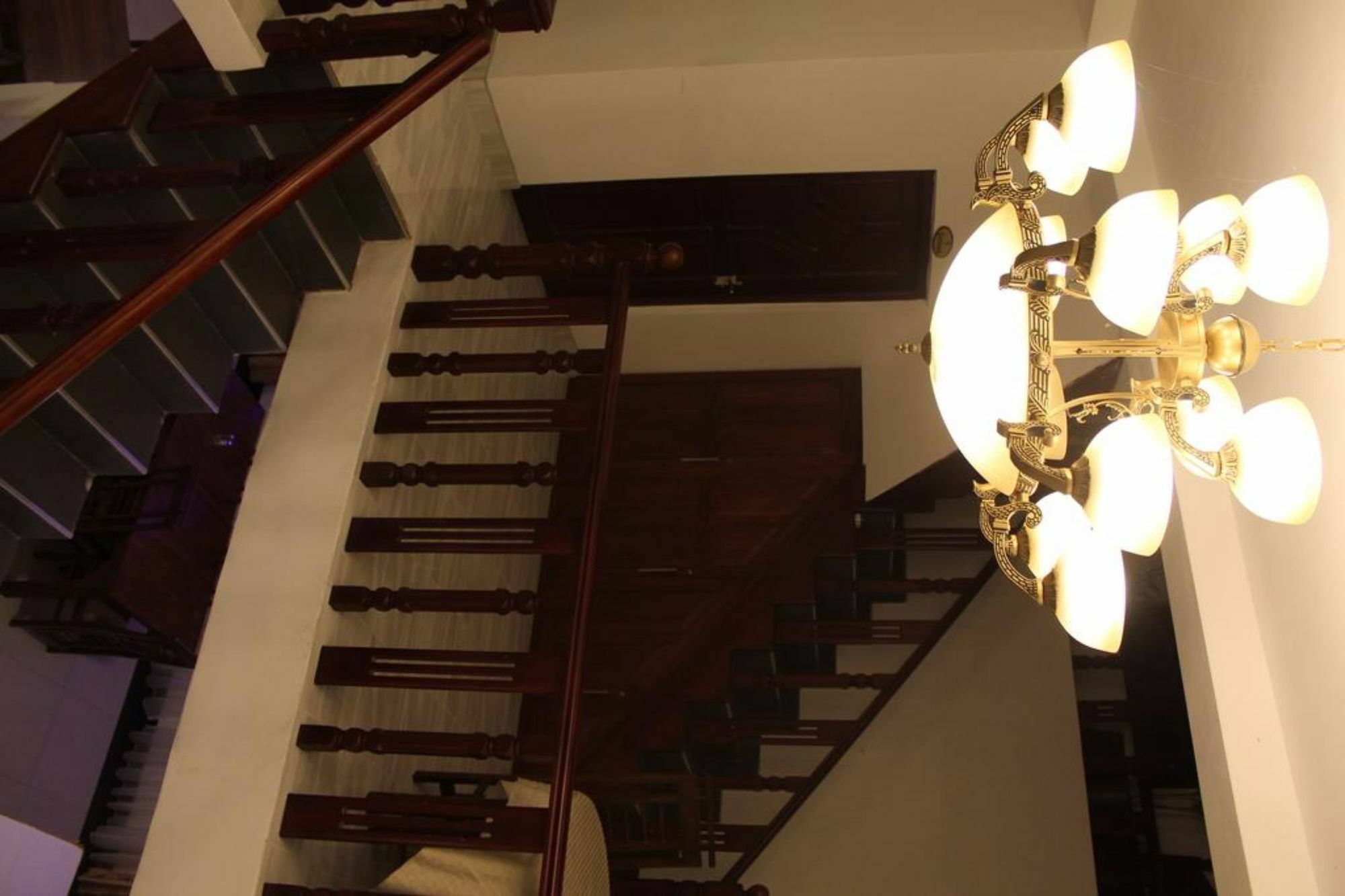 Oak Wood Inn Kandy Exterior foto